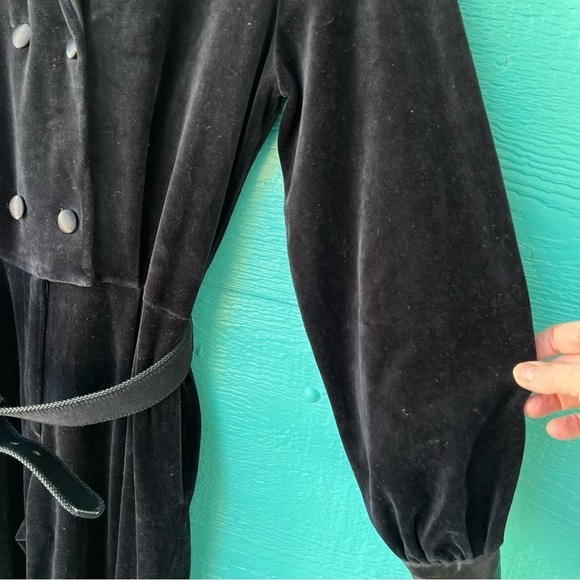 VINTAGE BLACK VELVET SATIN 90’s Y2K JUMPSUIT BELTED SIZE SMALL EUC - Picture 5 of 15